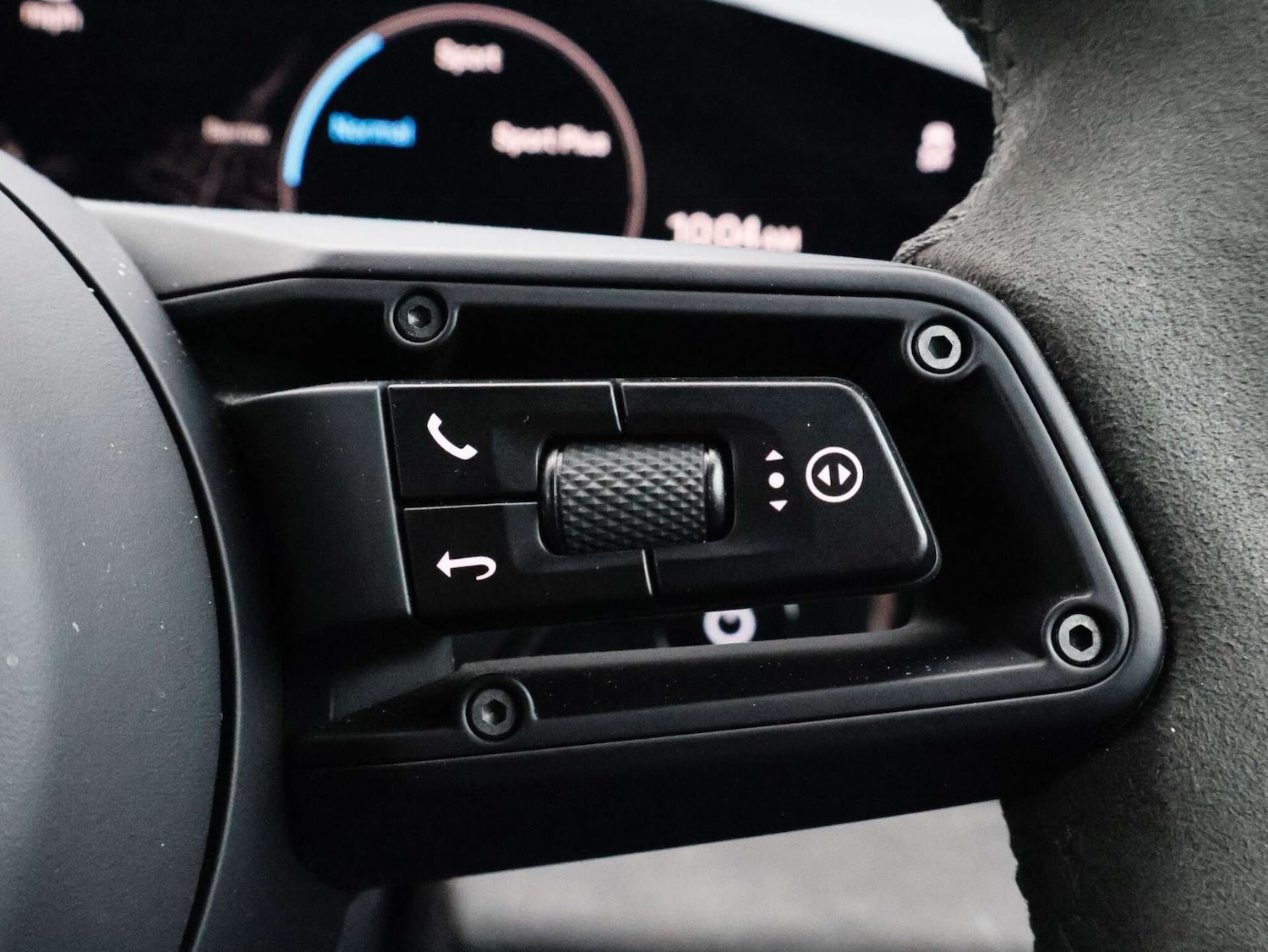 Used Porsche Taycan 2023 for sale - 76797240: Photo 25