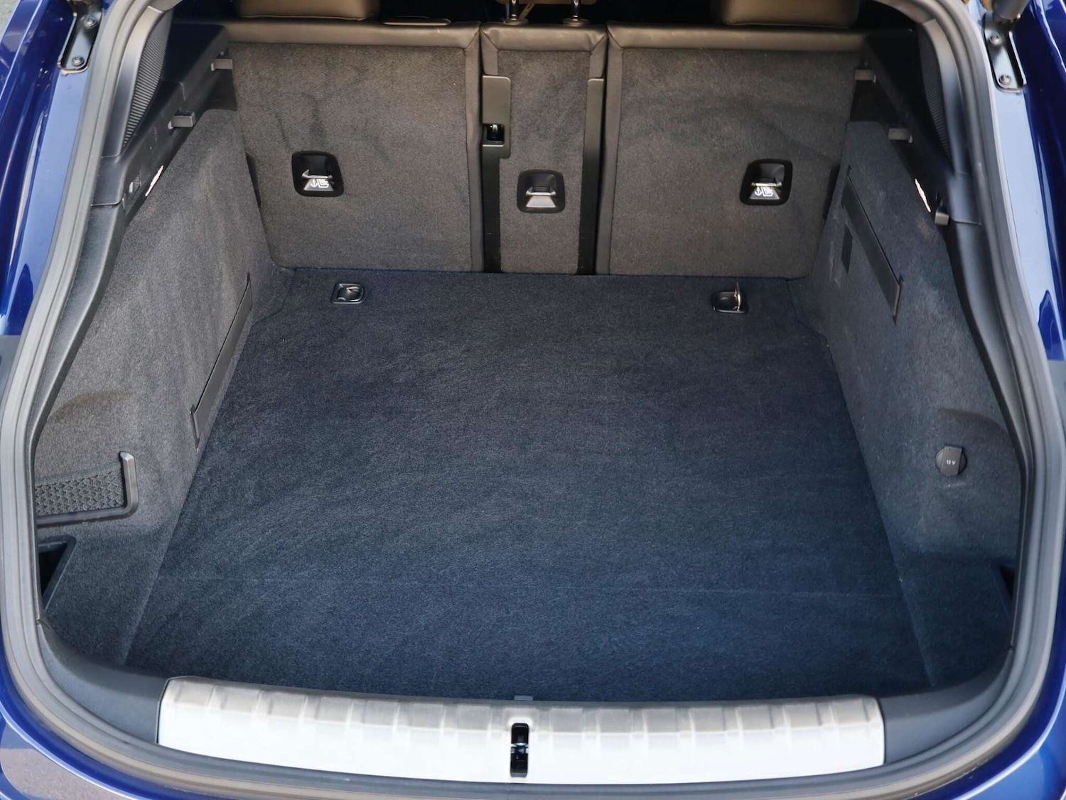 Used Porsche Taycan 2023 for sale - 76797240: Photo 43