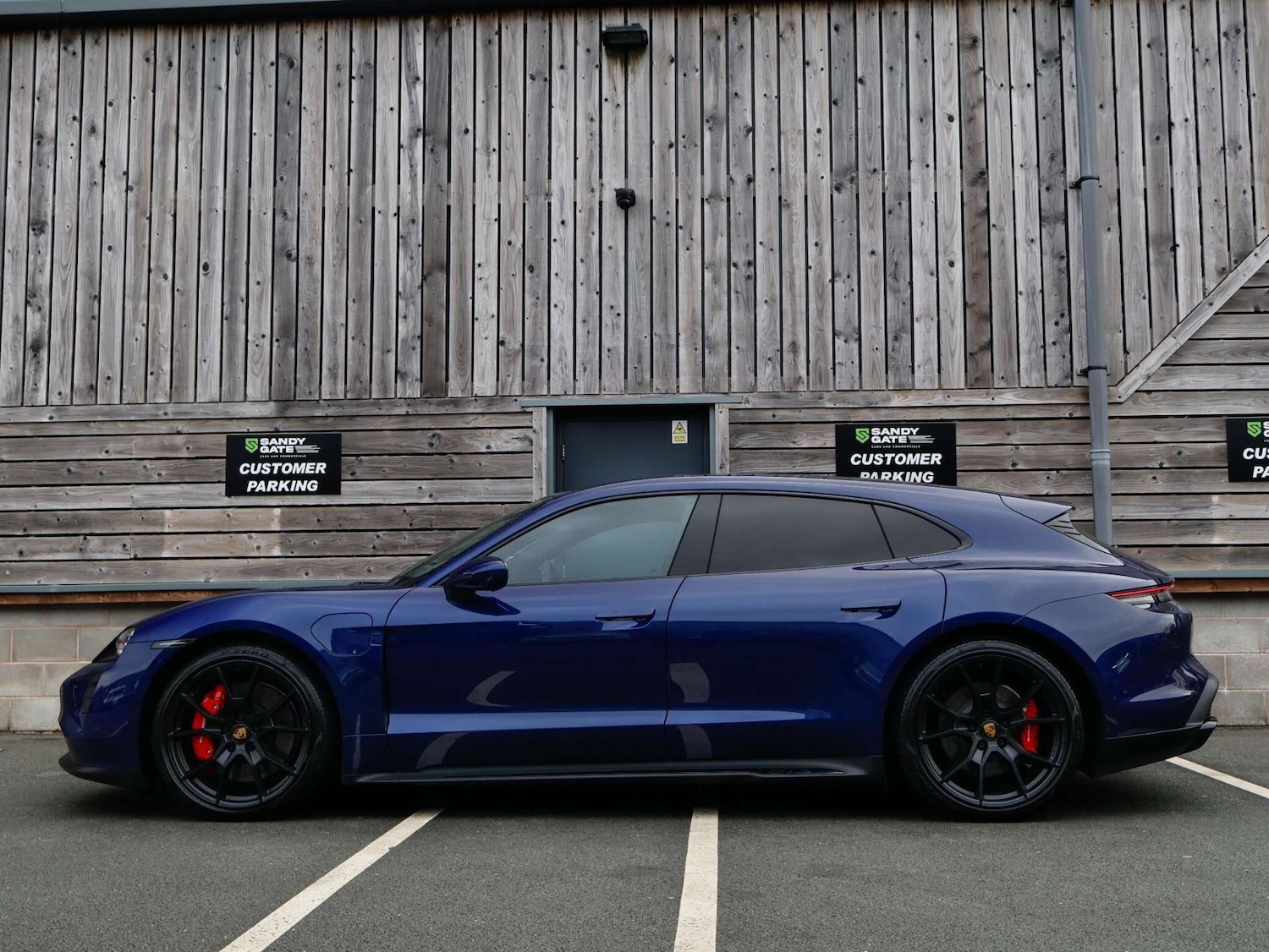 Used Porsche Taycan 2023 for sale - 76797240: Photo 7