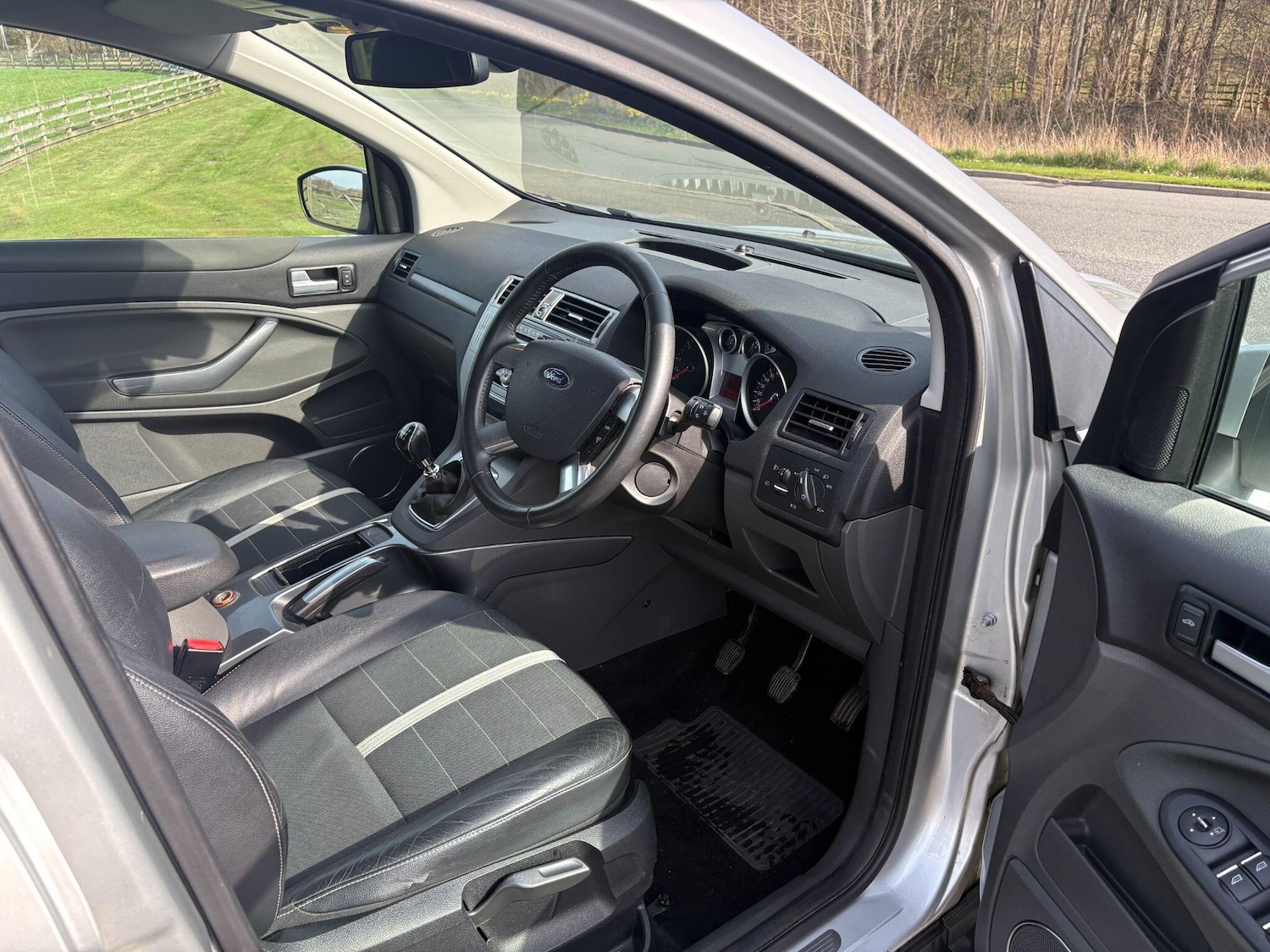 Used Ford Kuga 2011 for sale - 77958069: Photo 14