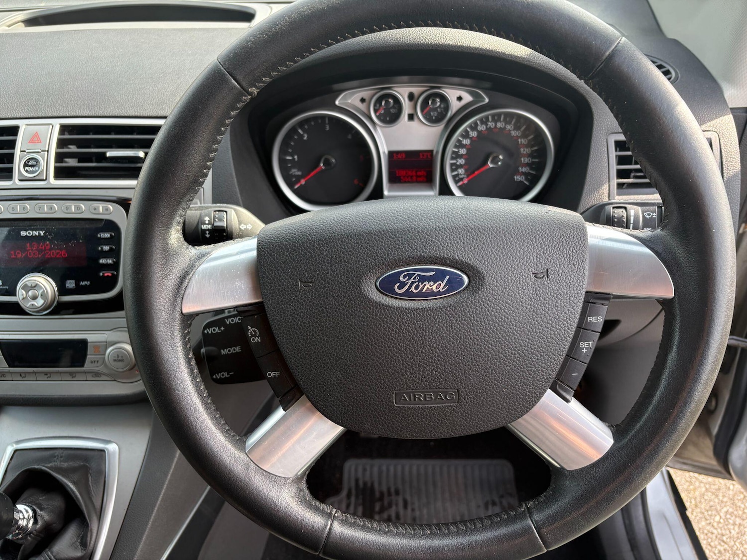 Used Ford Kuga 2011 for sale - 77958069: Photo 17