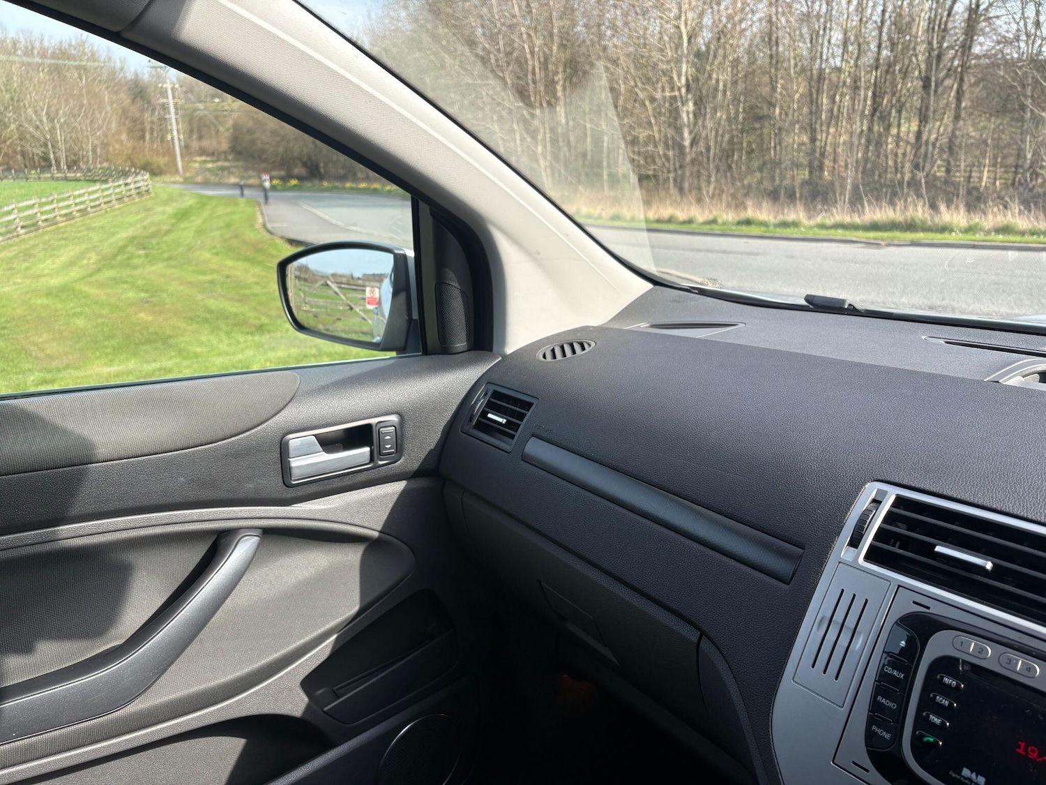 Used Ford Kuga 2011 for sale - 77958069: Photo 22