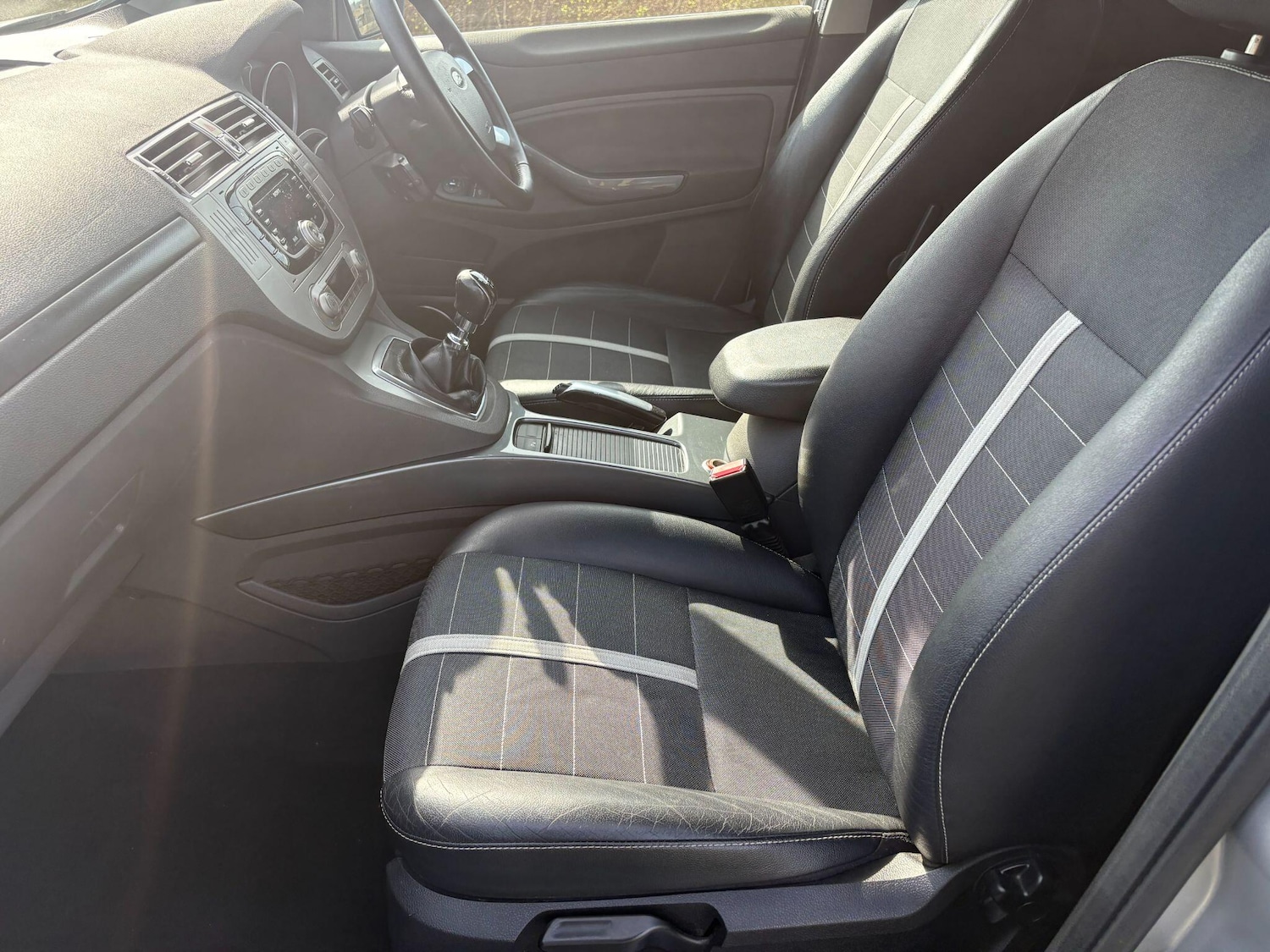 Used Ford Kuga 2011 for sale - 77958069: Photo 25