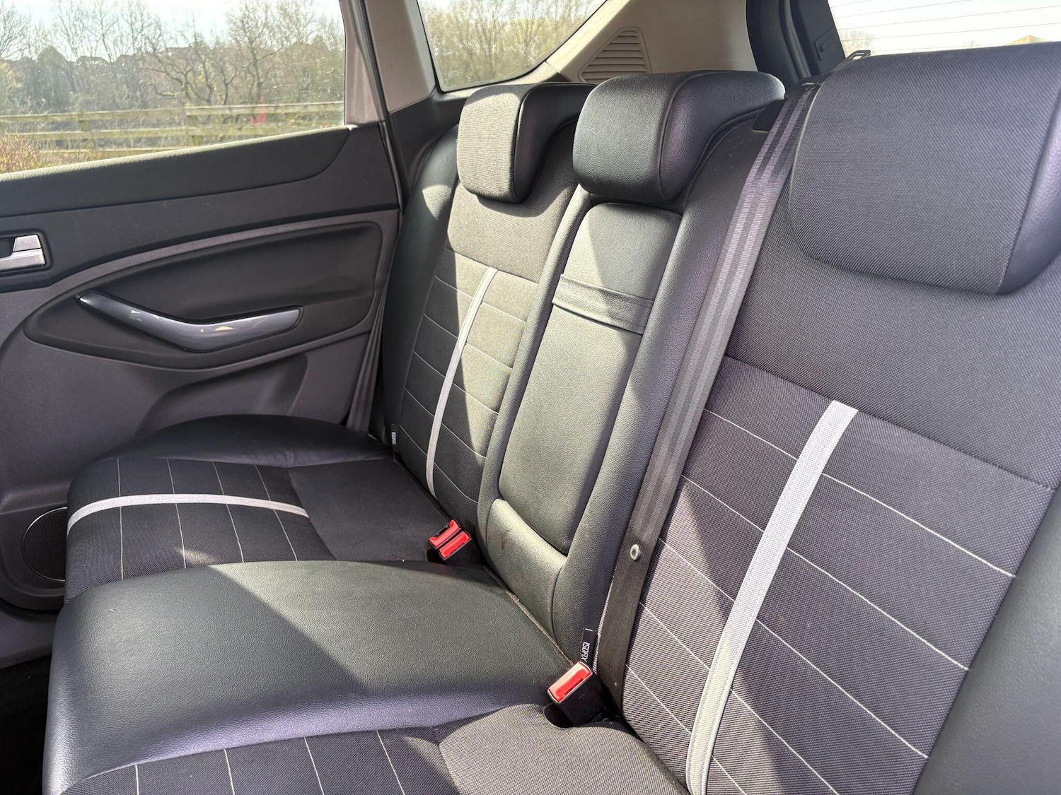 Used Ford Kuga 2011 for sale - 77958069: Photo 30