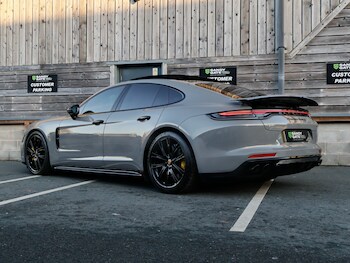 Used Porsche Panamera 2023 for sale - 76566480: Photo