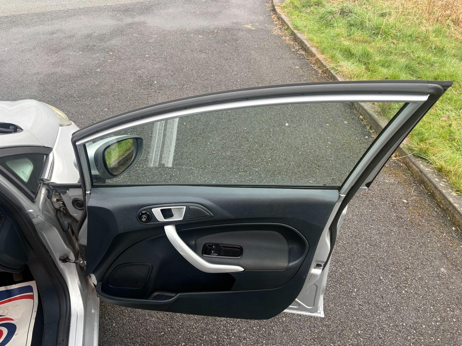 Used Ford Fiesta 2012 for sale - 78086999: Photo 12