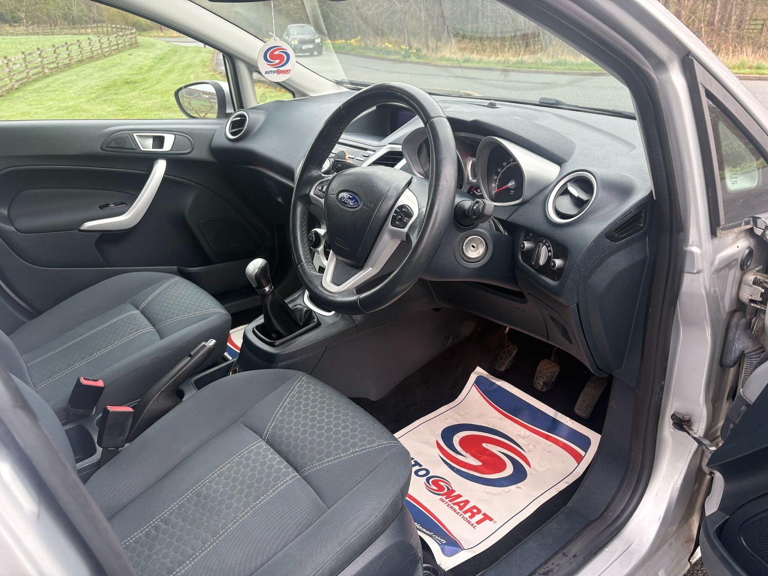 Used Ford Fiesta 2012 for sale - 78086999: Photo 14