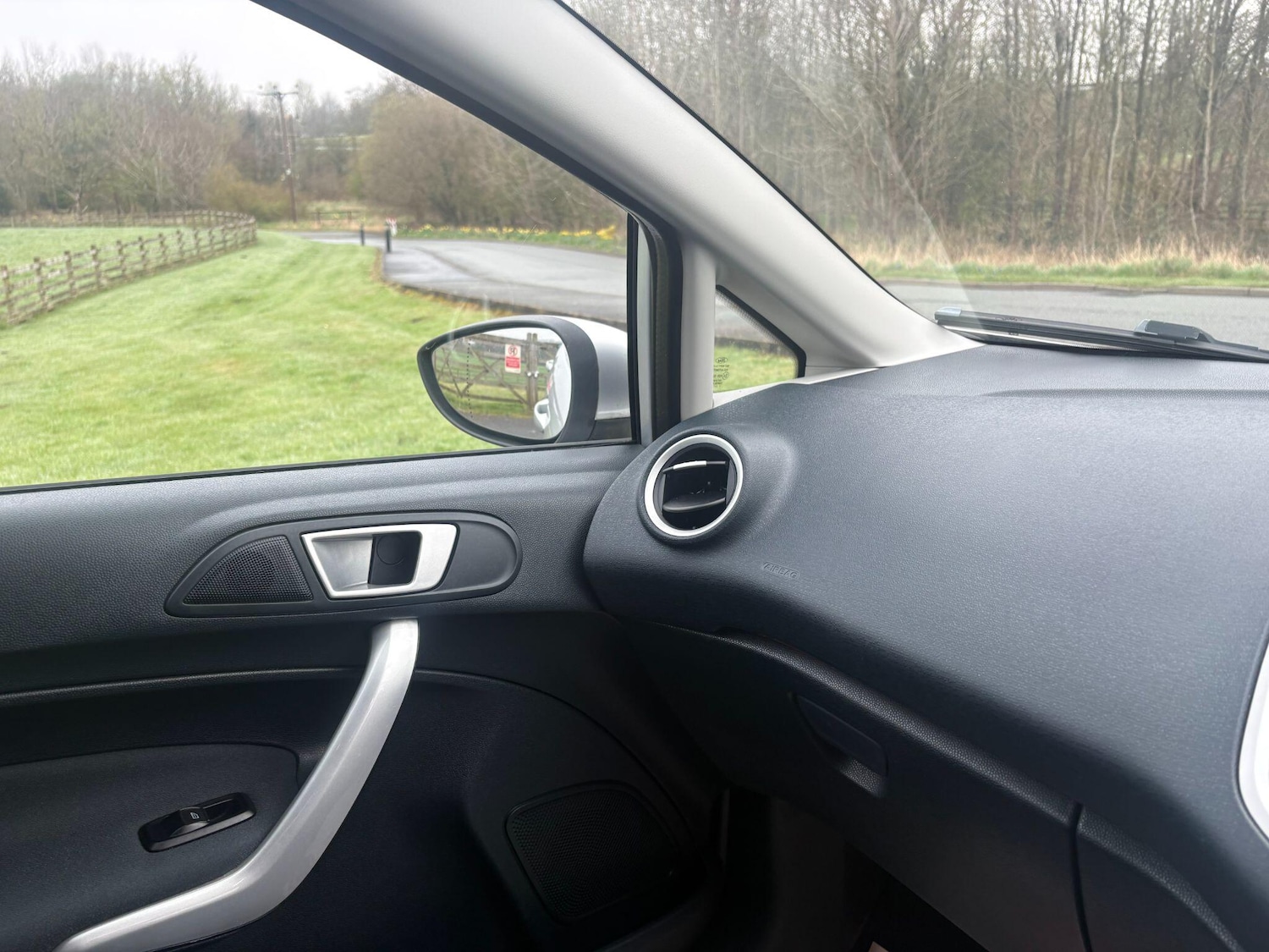 Used Ford Fiesta 2012 for sale - 78086999: Photo 22