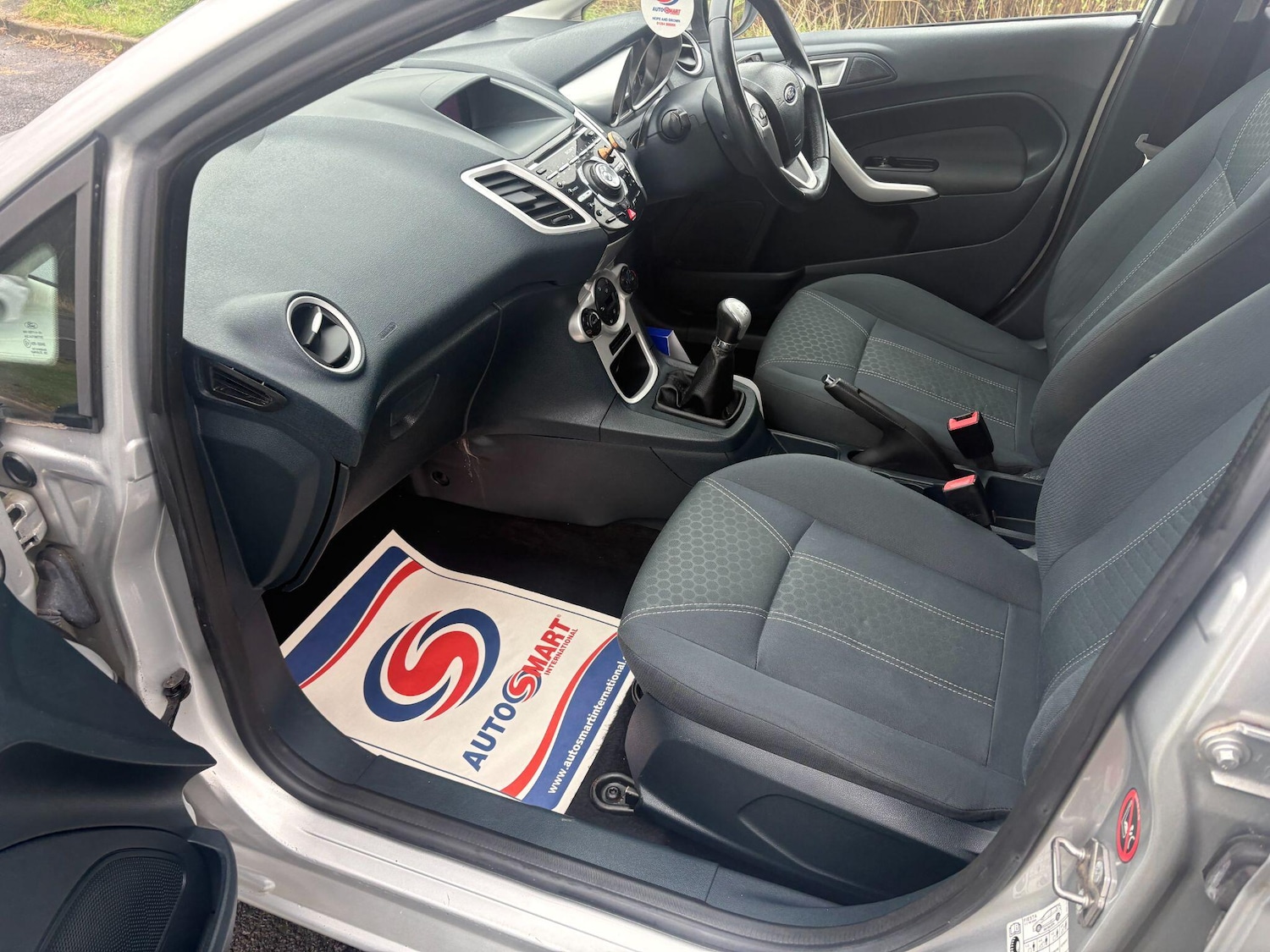 Used Ford Fiesta 2012 for sale - 78086999: Photo 24