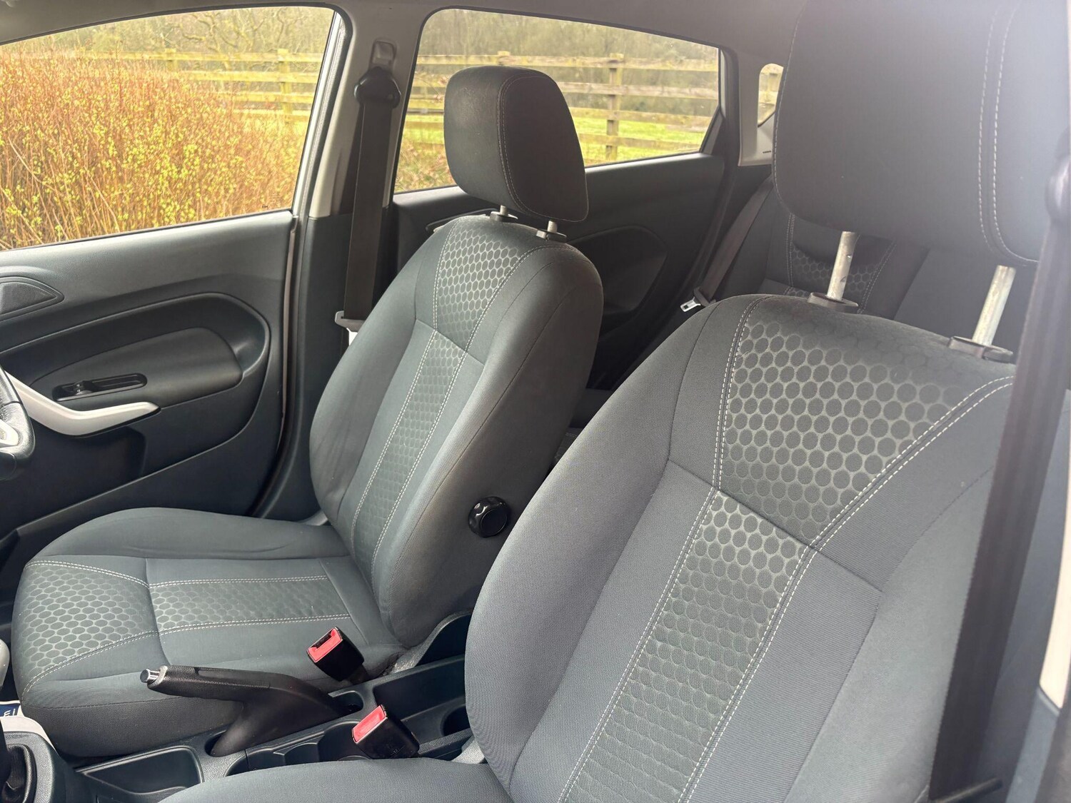 Used Ford Fiesta 2012 for sale - 78086999: Photo 25