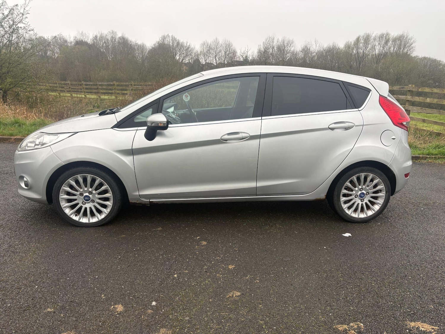 Used Ford Fiesta 2012 for sale - 78086999: Photo 6