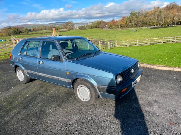 Used Volkswagen Golf 1990 for sale - 69160957: Photo 1