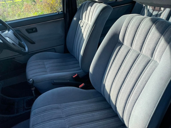 Used Volkswagen Golf 1990 for sale - 69160957: Photo 22