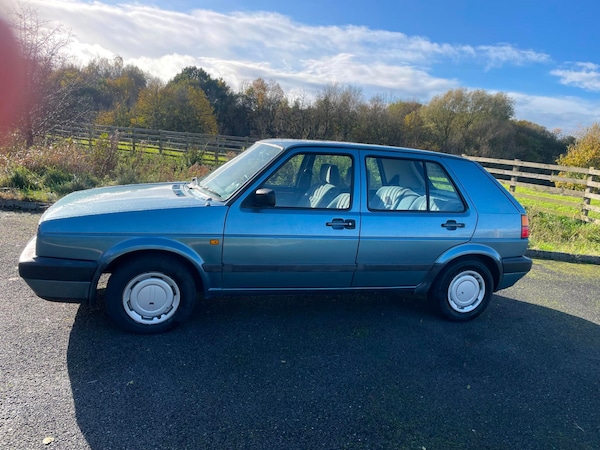 Used Volkswagen Golf 1990 for sale - 69160957: Photo 5