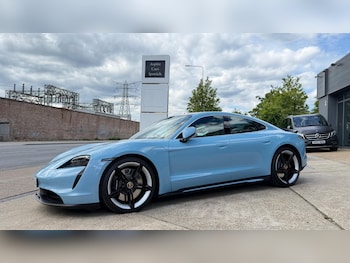 Used Porsche Taycan 2021 for sale - 79624205: Photo