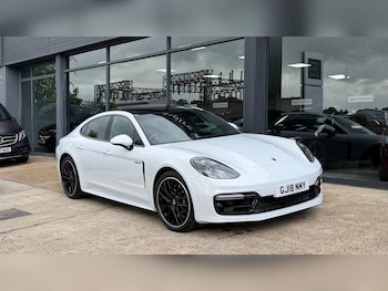 Used Porsche Panamera 2018 for sale - 78650636: Photo