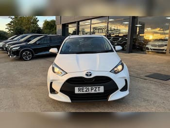 Used Toyota Yaris 2021 for sale - 79872463: Photo