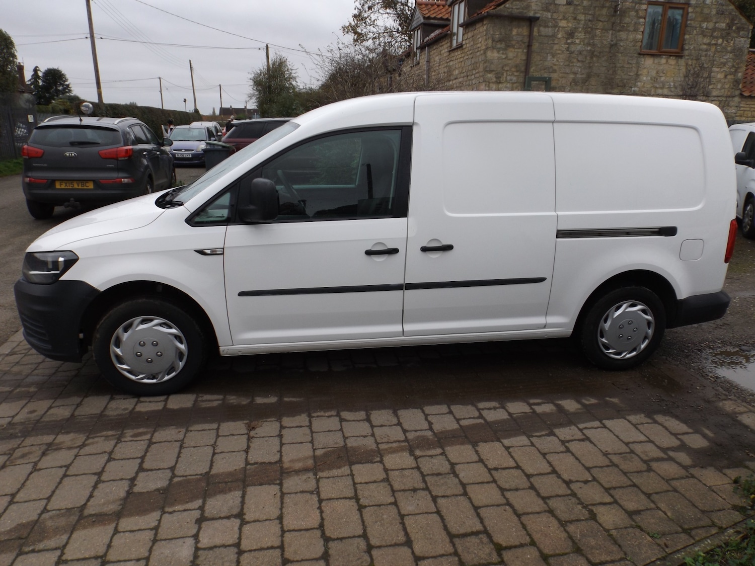 Used Volkswagen Caddy Maxi 2017 for sale - 76663060: Photo 7