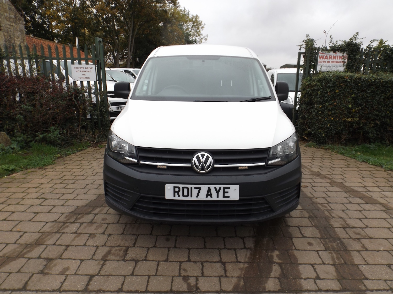 Used Volkswagen Caddy Maxi 2017 for sale - 76663060: Photo 9