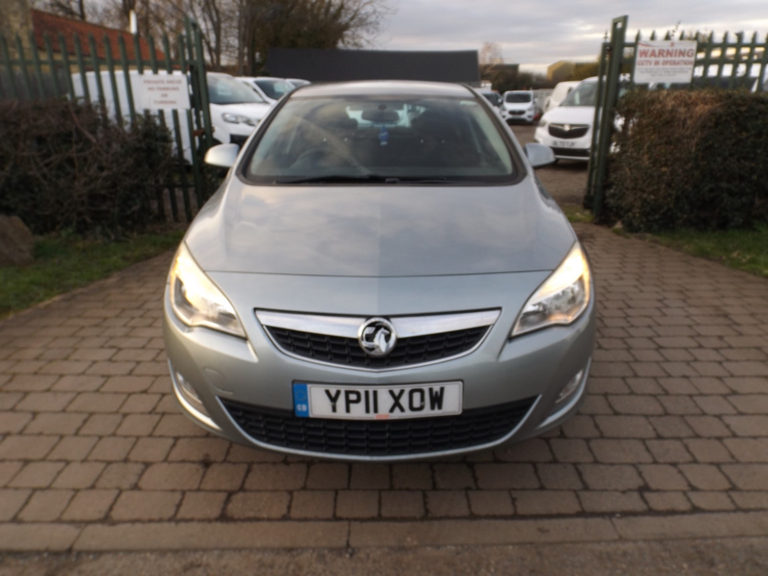 Used Vauxhall Astra 2011 for sale - 77665386: Photo 8
