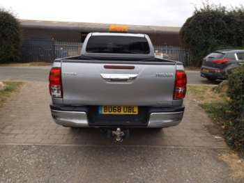 Used Toyota Hilux 2018 for sale - 71995920: Photo