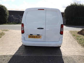 Used Vauxhall Combo 2019 for sale - 75890907: Photo