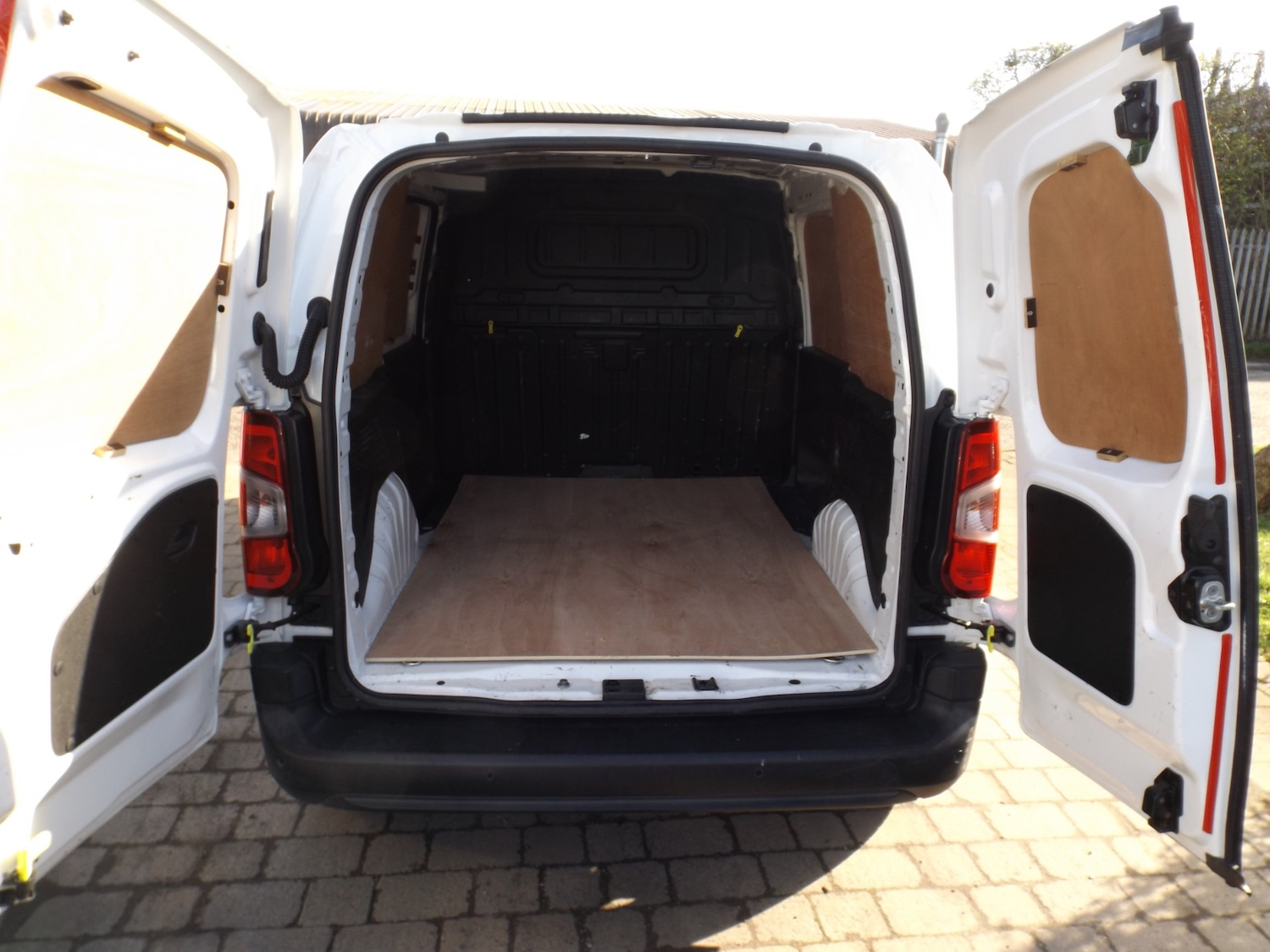 Used Peugeot Partner 2020 for sale - 77742997: Photo 5