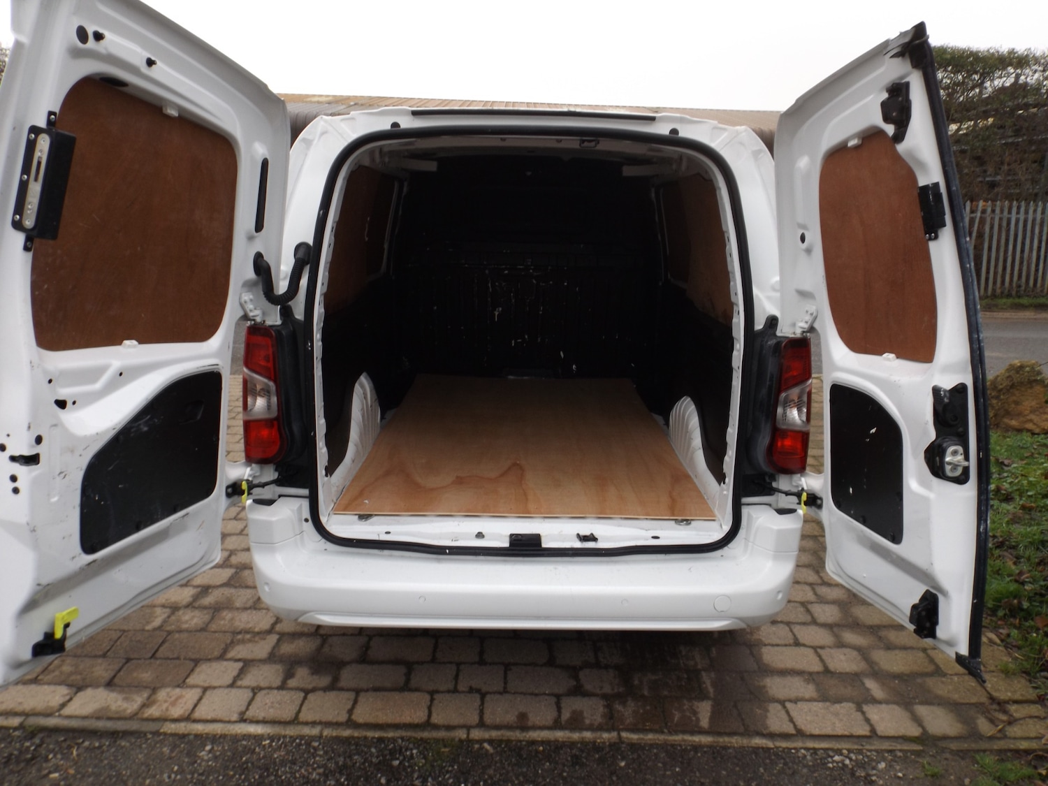 Used Vauxhall Combo 2020 for sale - 76693468: Photo 5