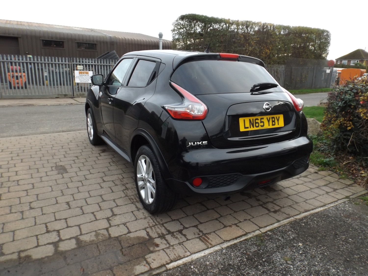 Used Nissan Juke 2015 for sale - 76452149: Photo 5