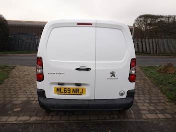 Used Peugeot Partner 2019 for sale - 76693073: Photo
