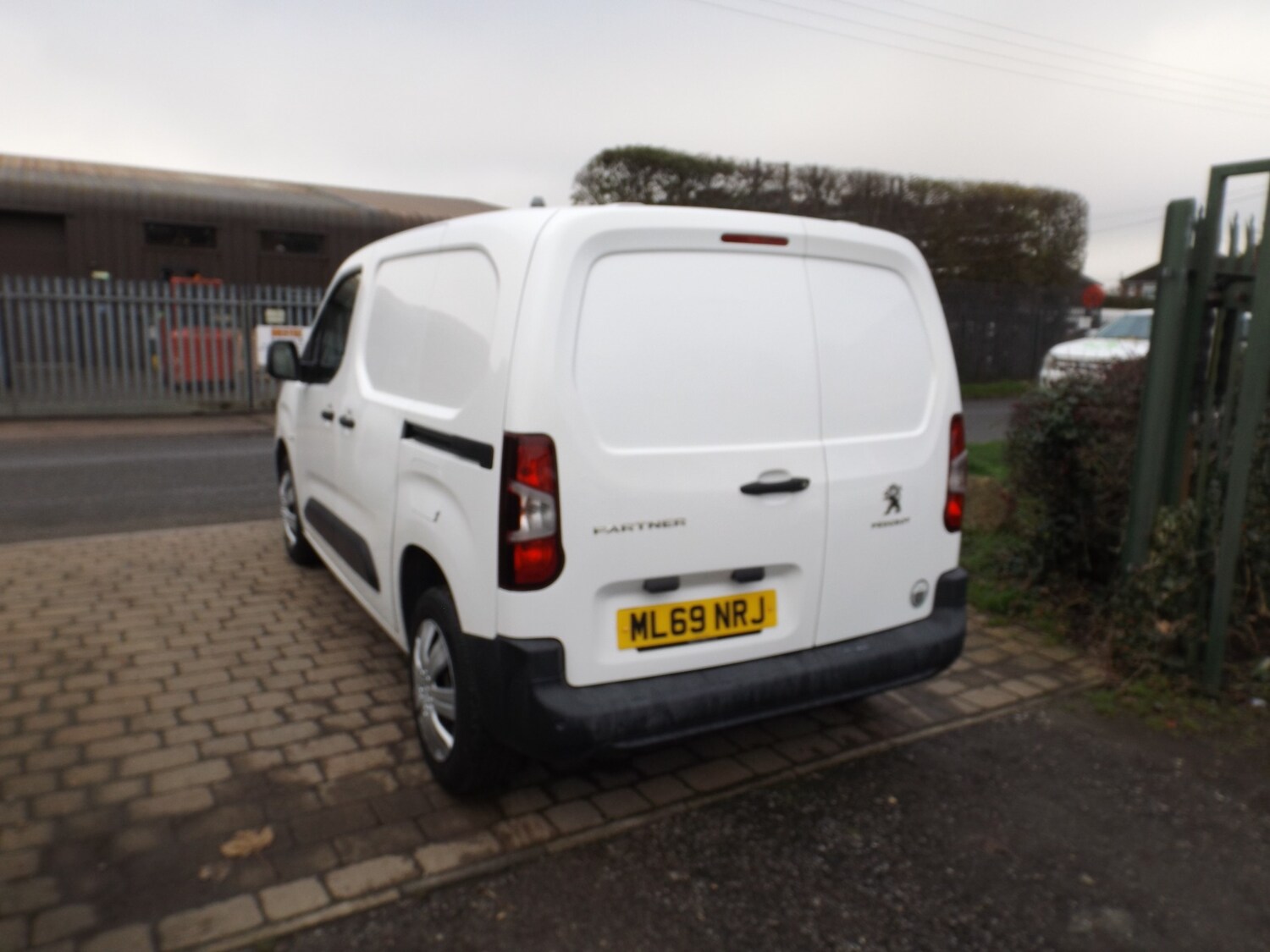 Used Peugeot Partner 2019 for sale - 76693073: Photo 6