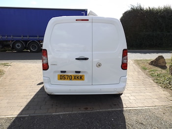 Used Vauxhall Combo 2020 for sale - 75891209: Photo