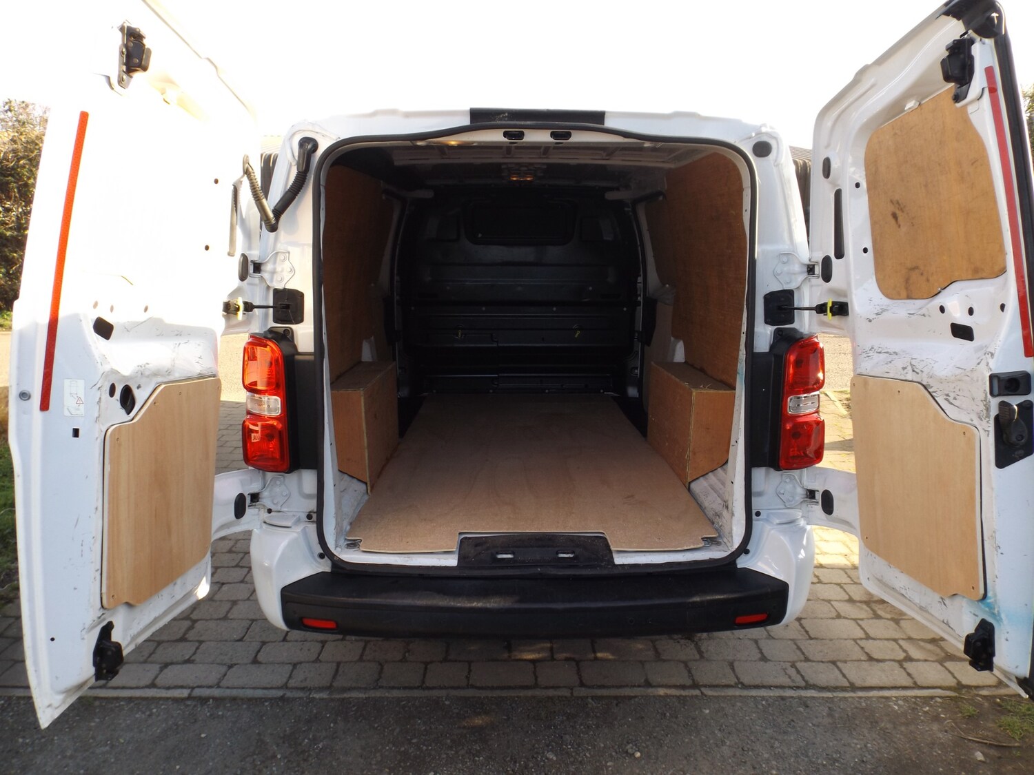 Used Vauxhall Vivaro 2023 for sale - 77745662: Photo 5