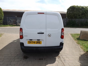 Used Vauxhall Combo 2024 for sale - 79347187: Photo