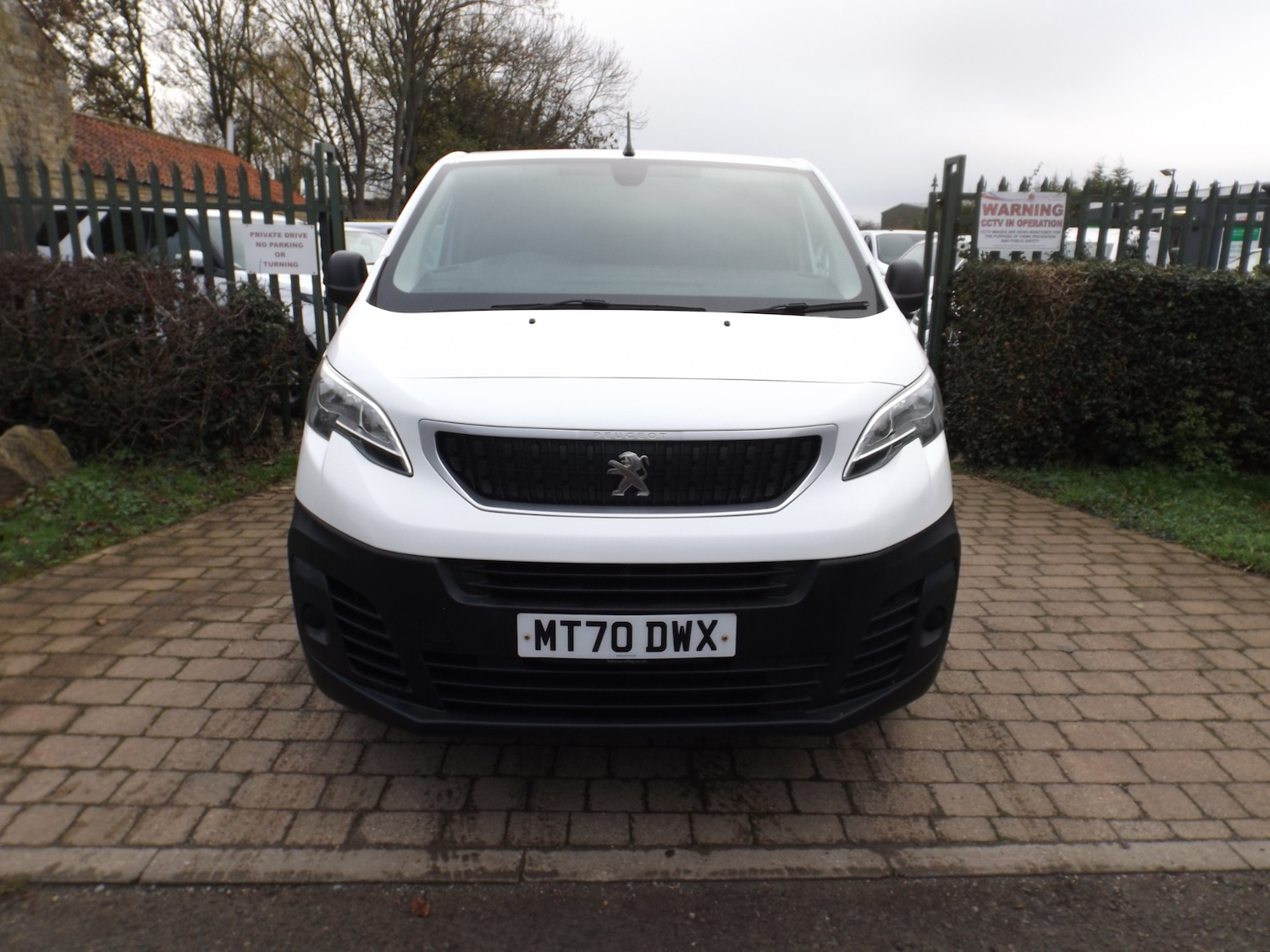 Used Peugeot Expert 2020 for sale - 76693523: Photo 9