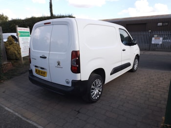 Used Peugeot Partner 2019 for sale - 75895129: Photo