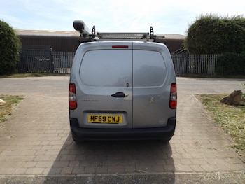Used Peugeot Partner 2019 for sale - 79347142: Photo
