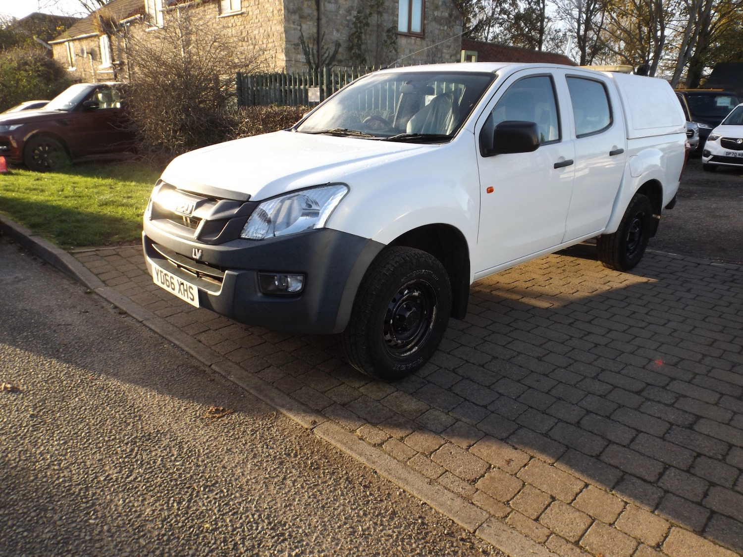 Used Isuzu D-Max 2016 for sale - 76611343: Photo 6