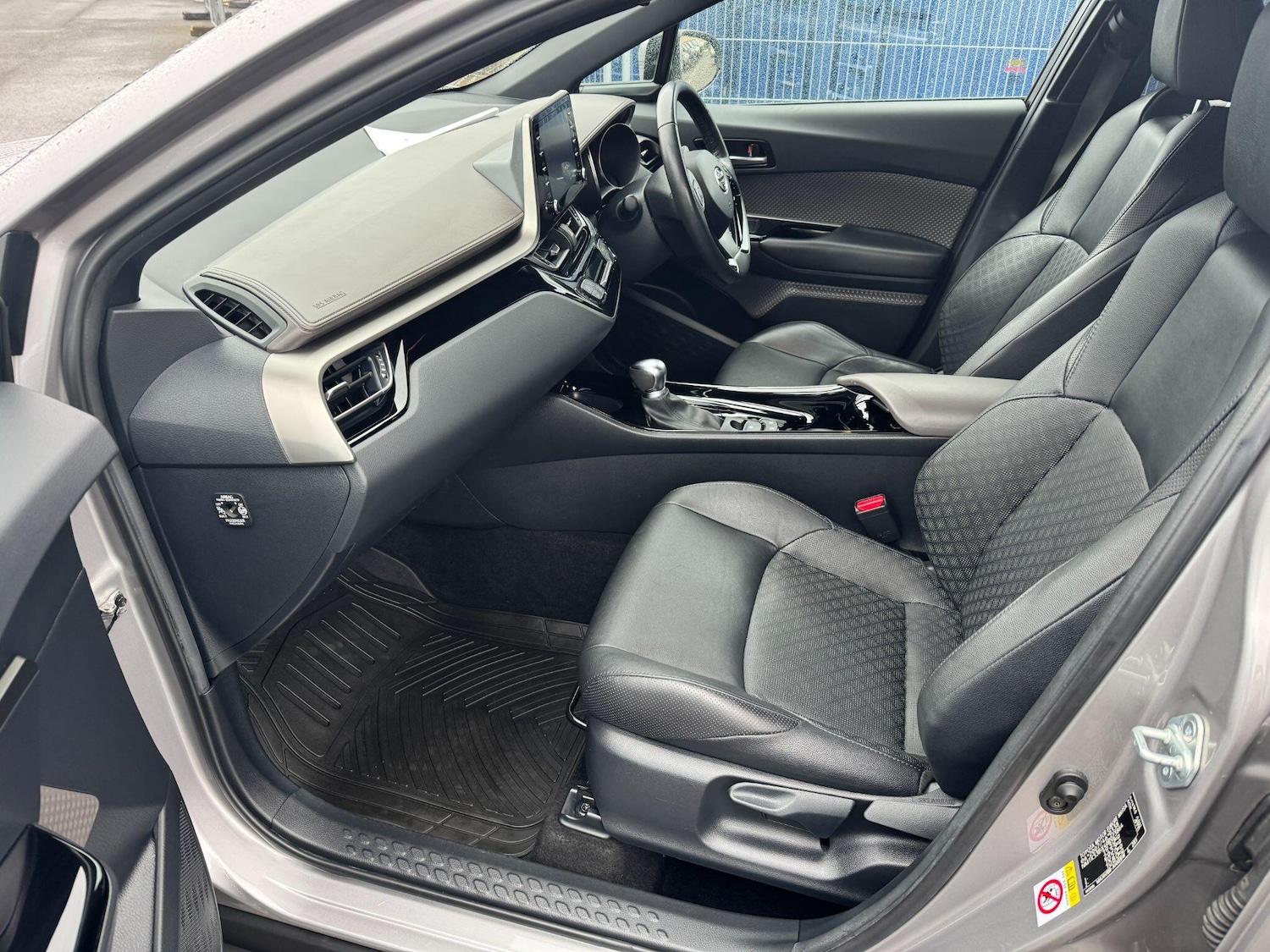 Used Toyota C-HR for sale - 77709378: Photo 14