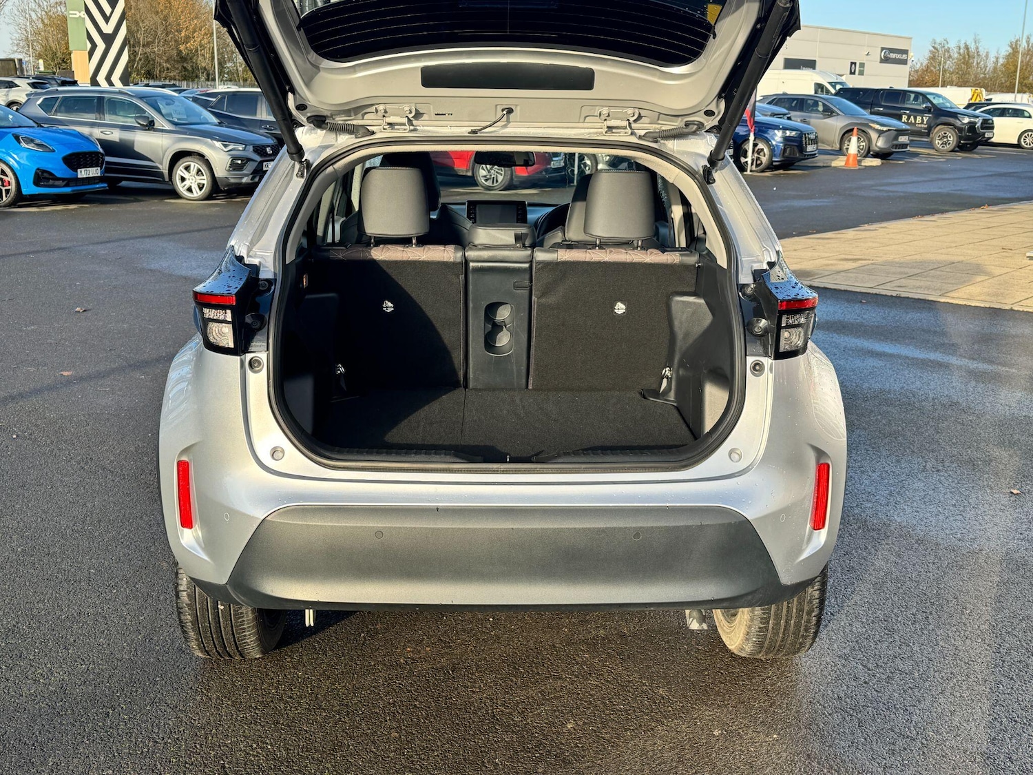 Used Toyota Yaris Cross for sale - 77320884: Photo 10