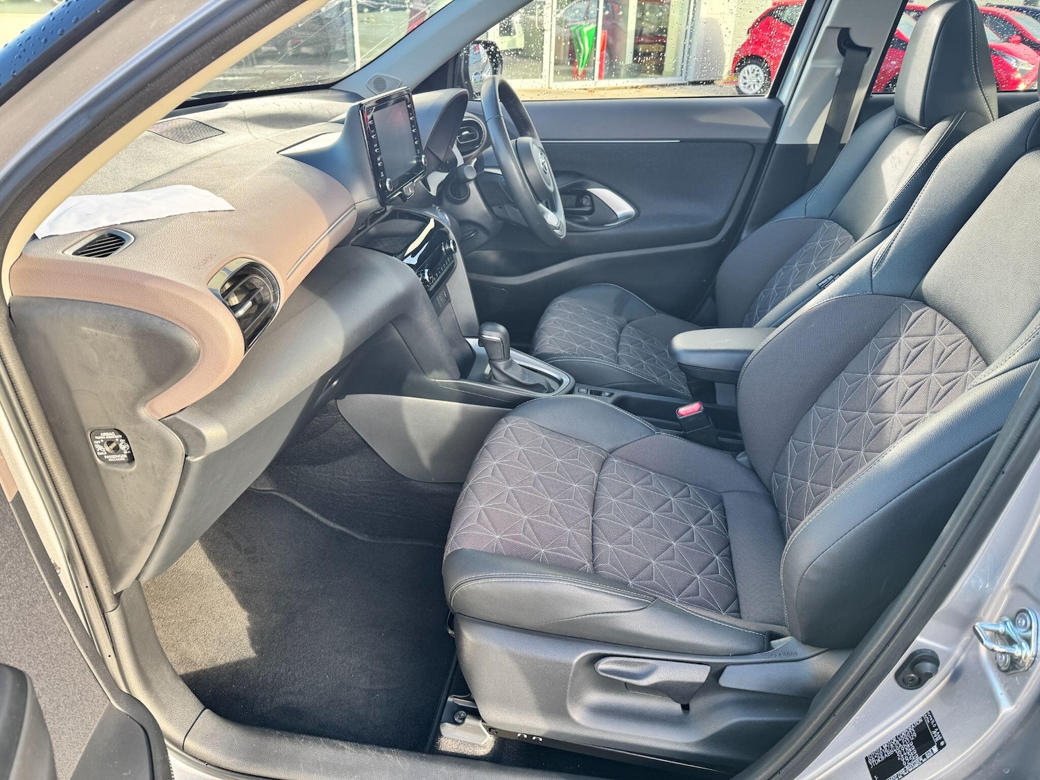 Used Toyota Yaris Cross for sale - 77320884: Photo 14