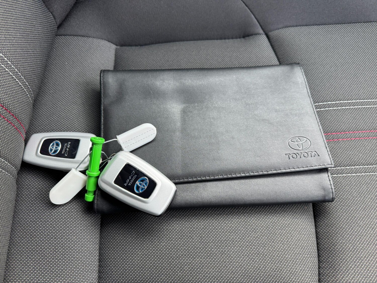 Used Toyota C-HR 2023 for sale - 77709904: Photo 20