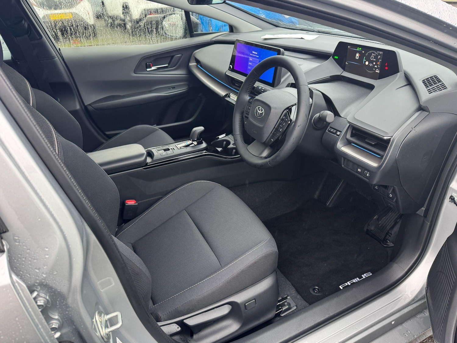 Used Toyota Prius 2025 for sale - 77314870: Photo 11