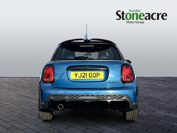 Used MINI Hatch 2021 for sale - 76259908: Photo
