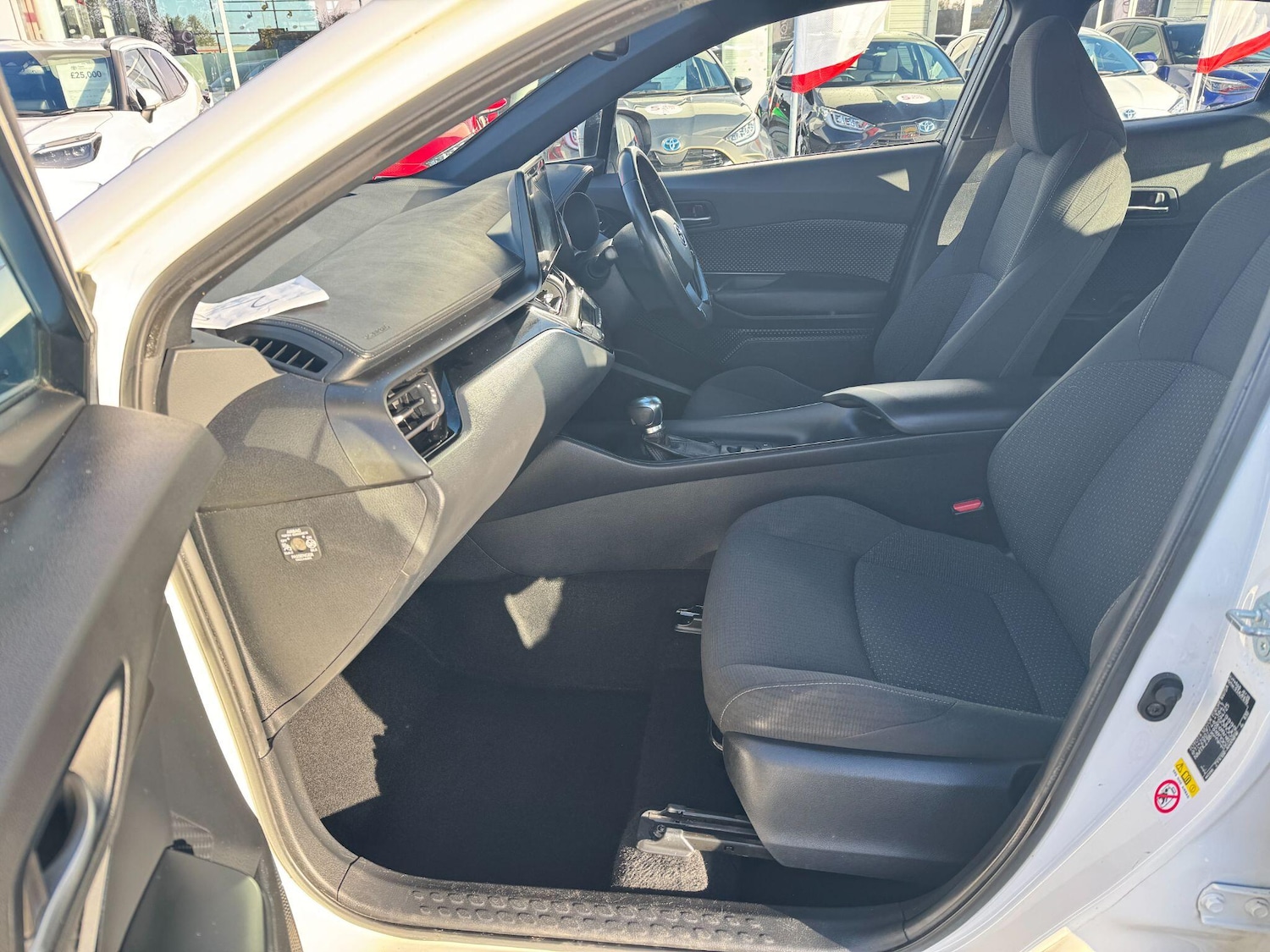 Used Toyota C-HR 2018 for sale - 76965531: Photo 14