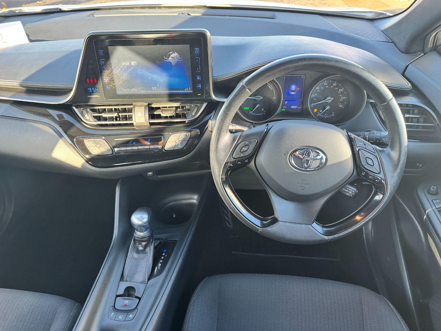 Used Toyota C-HR 2018 for sale - 76965531: Photo 15