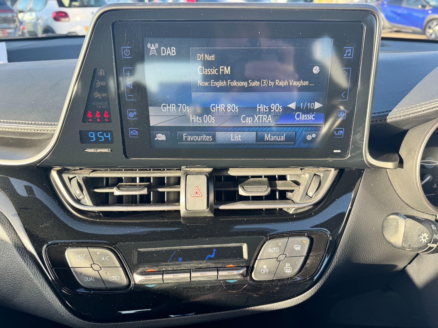 Used Toyota C-HR 2018 for sale - 76965531: Photo 19