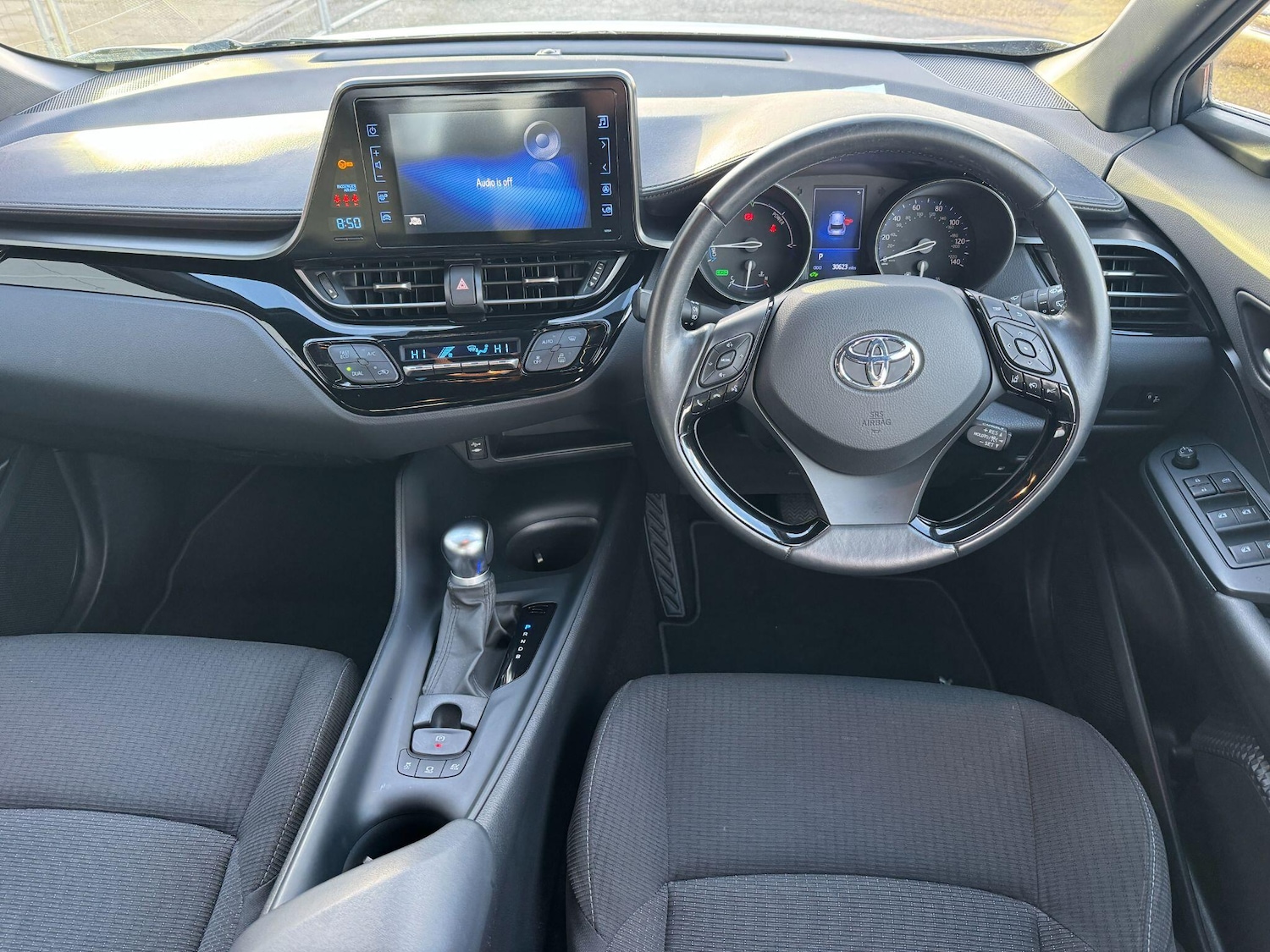 Used Toyota C-HR 2019 for sale - 77626156: Photo 15
