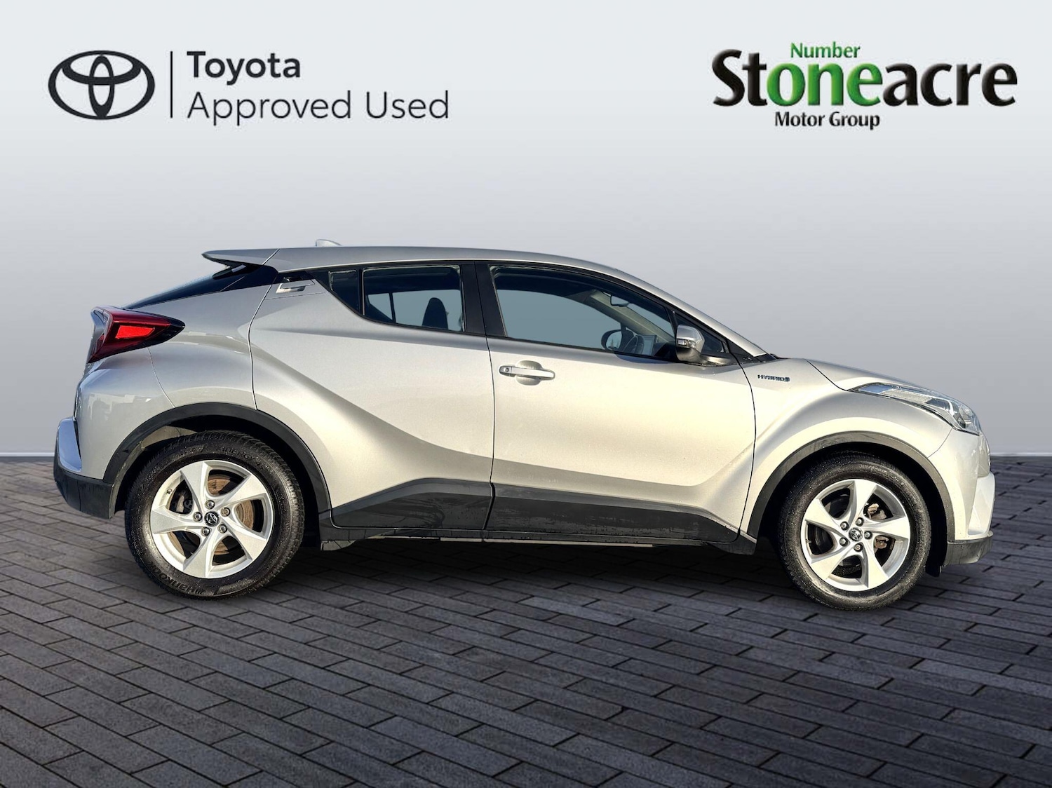 Used Toyota C-HR 2019 for sale - 77626156: Photo 2