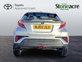 Used Toyota C-HR 2019 for sale - 77626156: Photo